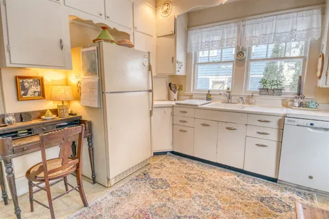 406 South Winooski Avenue Burlington VT 05401