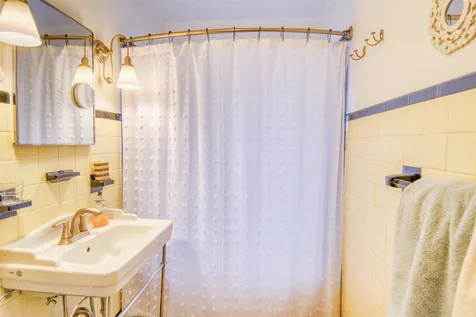 406 South Winooski Avenue Burlington VT 05401