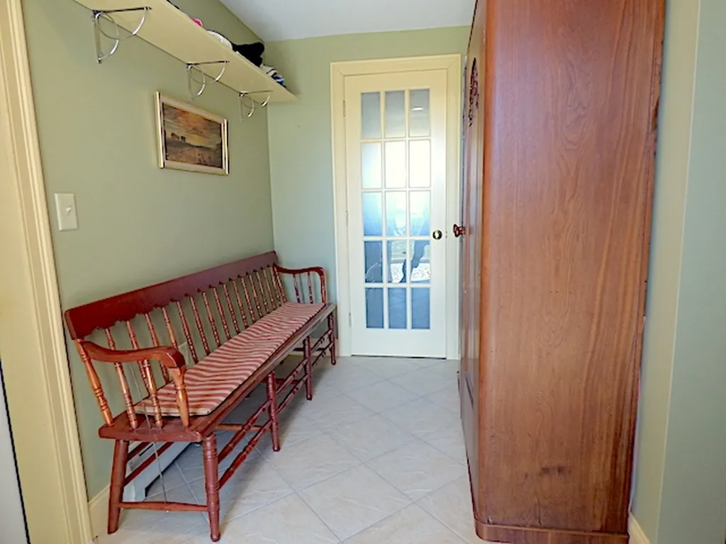 1033 Long Street Webster NH 03303