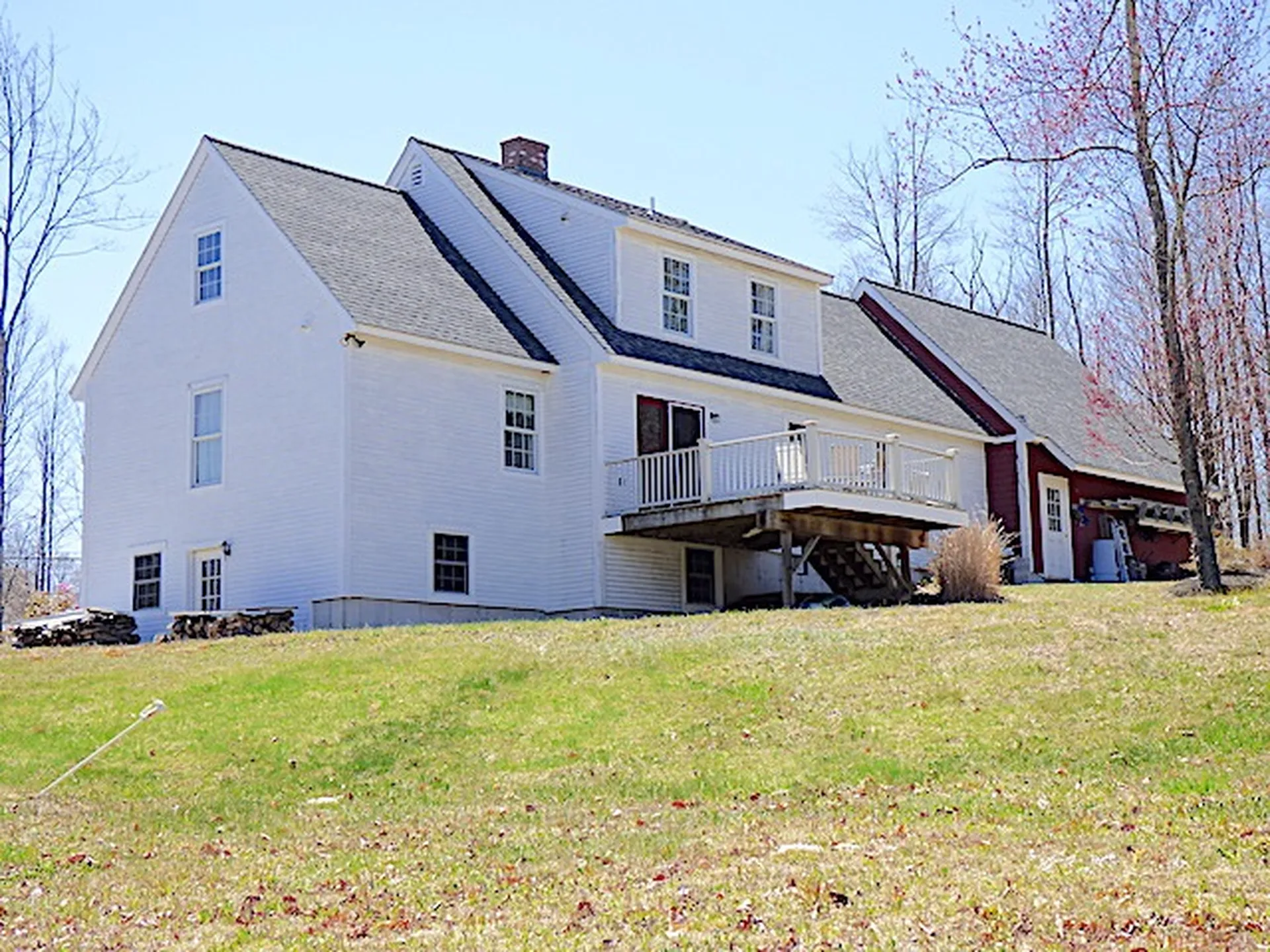 1033 Long Street Webster NH 03303