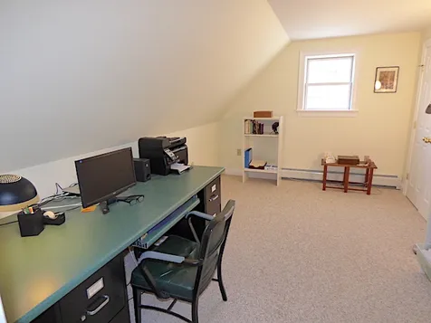 1033 Long Street Webster NH 03303