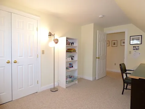 1033 Long Street Webster NH 03303