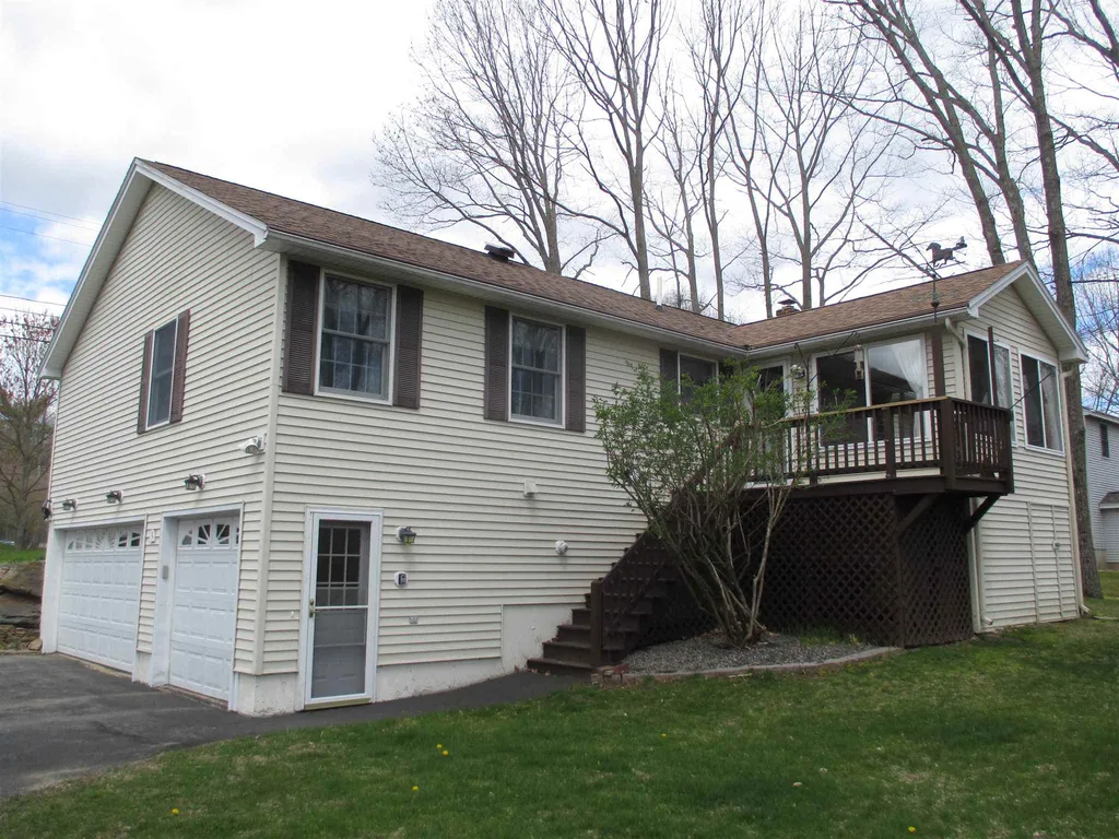 3 Capitol Circle Rochester NH 03867