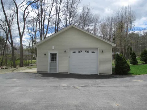 3 Capitol Circle Rochester NH 03867