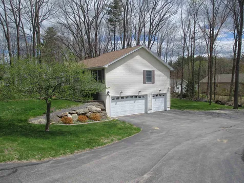 3 Capitol Circle Rochester NH 03867