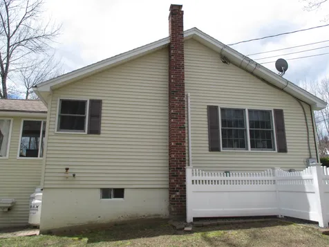 3 Capitol Circle Rochester NH 03867