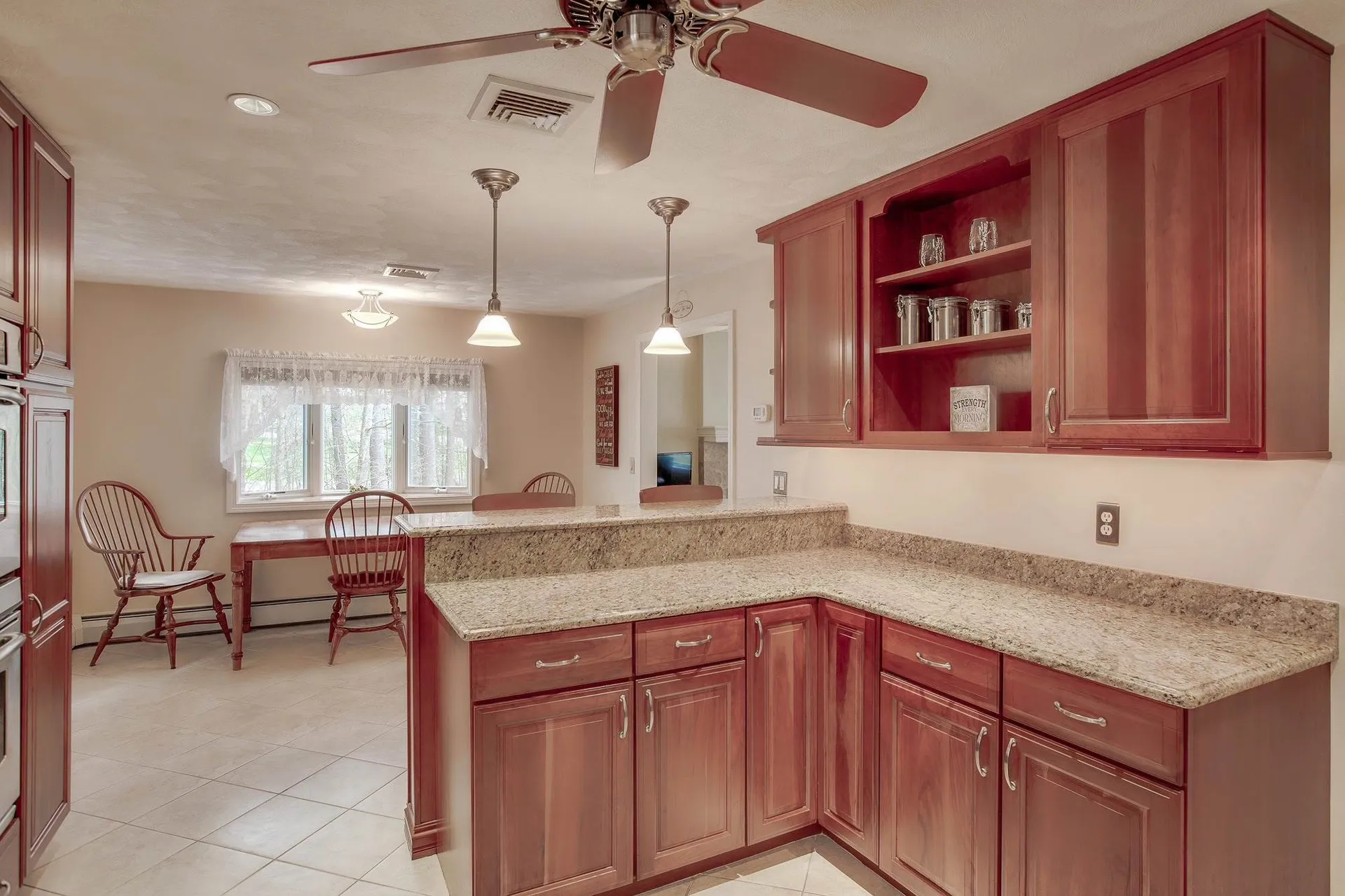 10 Jay Drive Londonderry NH 03053