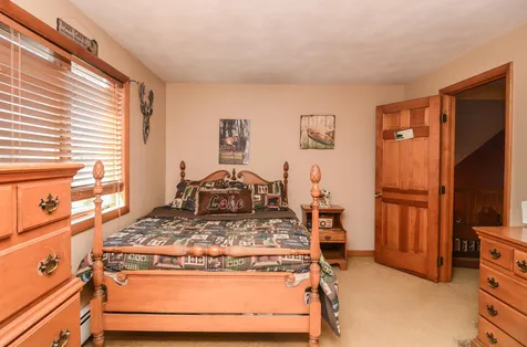 23 Woekel Circle Pelham NH 03076