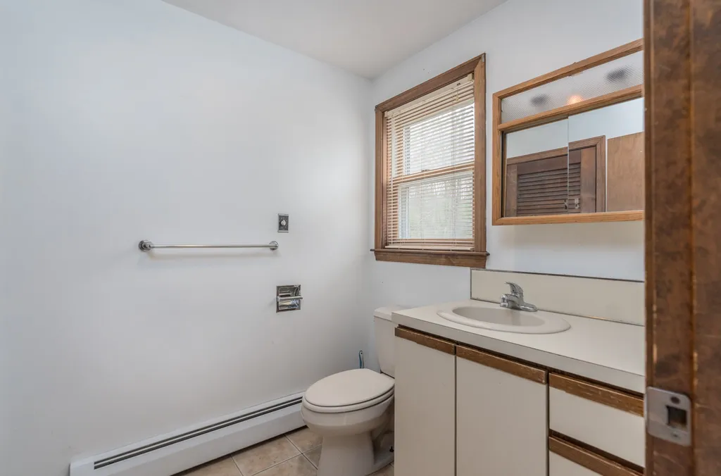 49 Farmer Road Hooksett NH 03106
