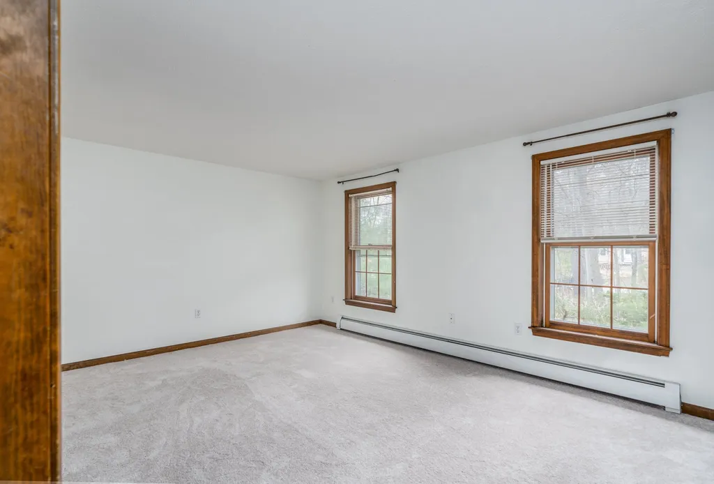 49 Farmer Road Hooksett NH 03106