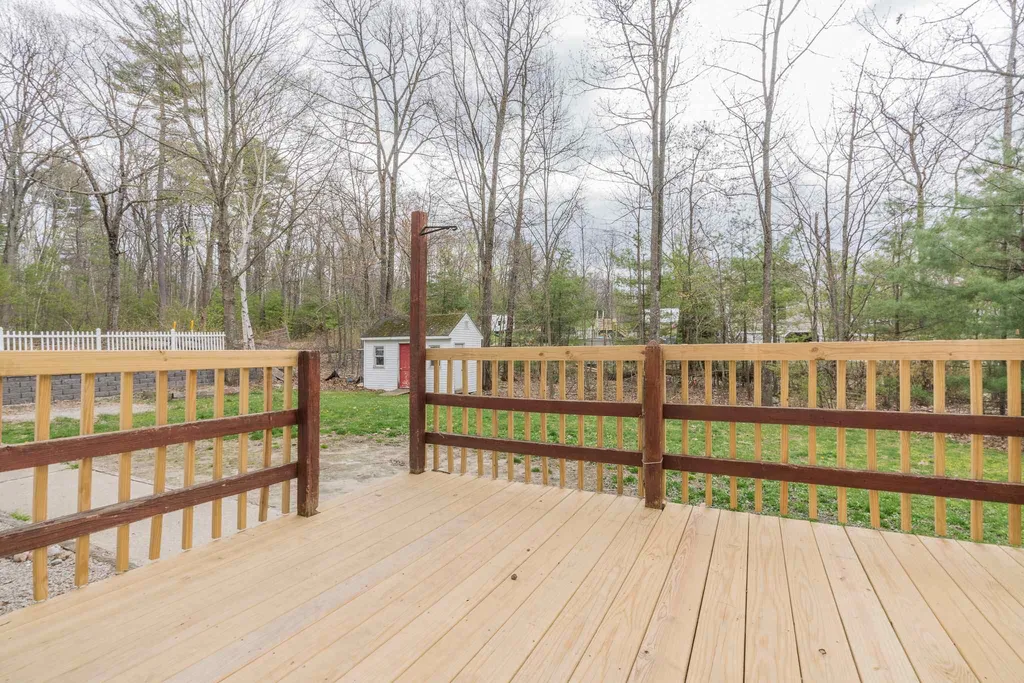 49 Farmer Road Hooksett NH 03106