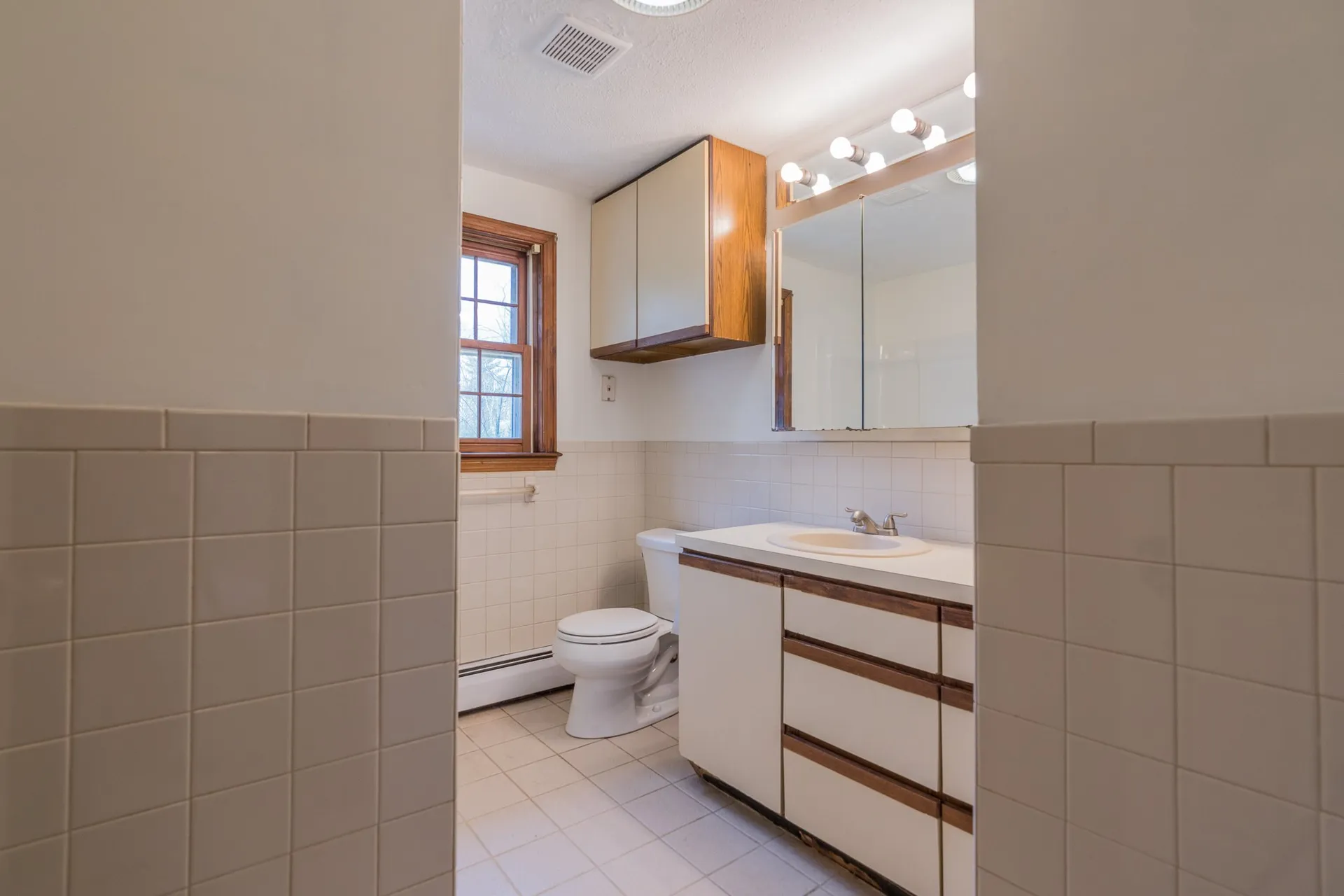 49 Farmer Road Hooksett NH 03106