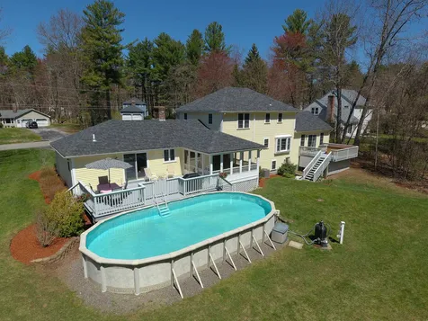 4 King John Drive Londonderry NH 03053