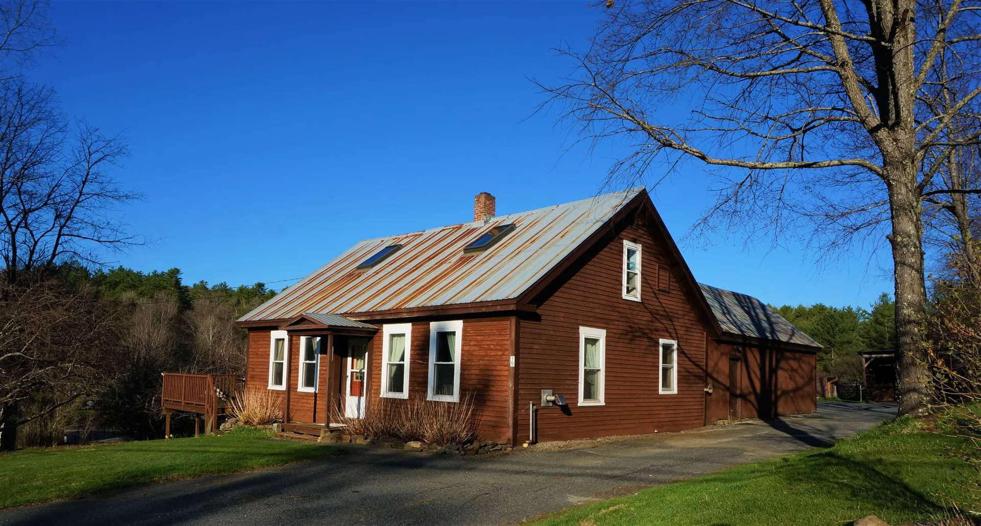 19 Dame Hill Road Orford NH 03777