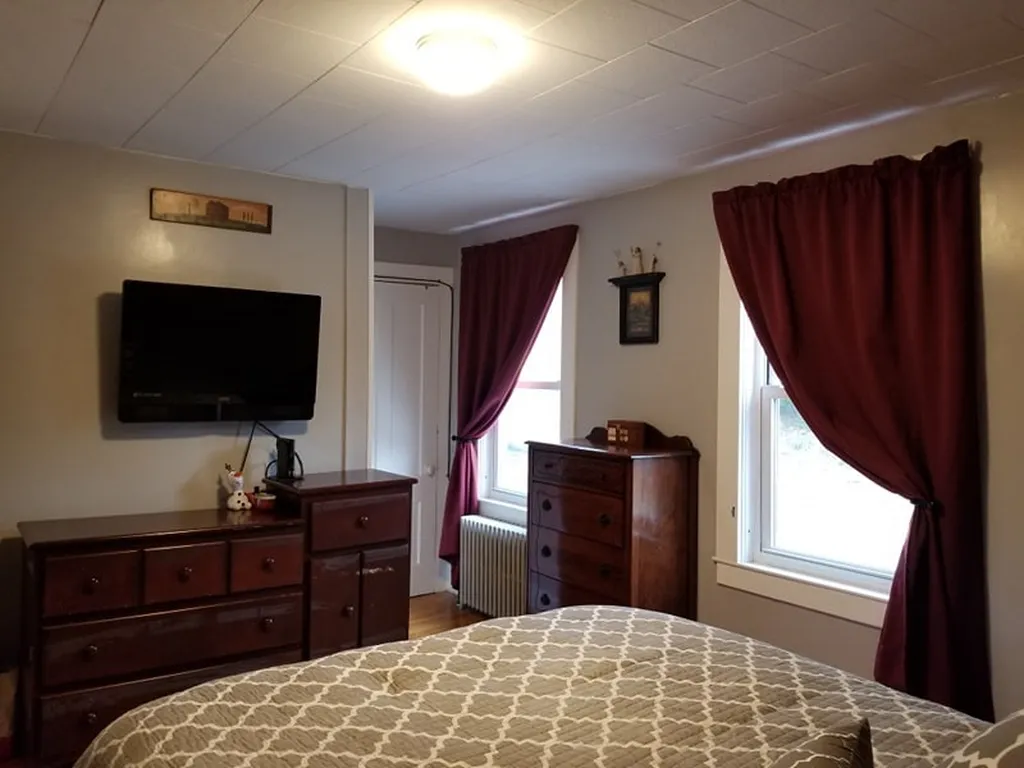 88 Monadnock Street Troy NH 03465