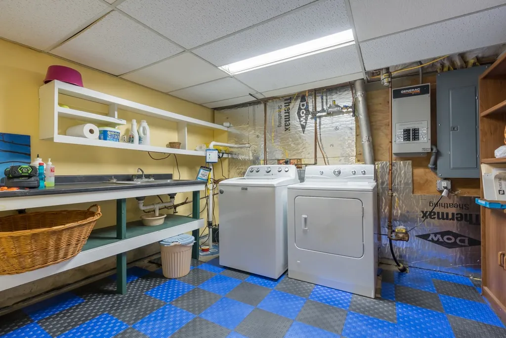 332 Sanford Road Wells ME 04090