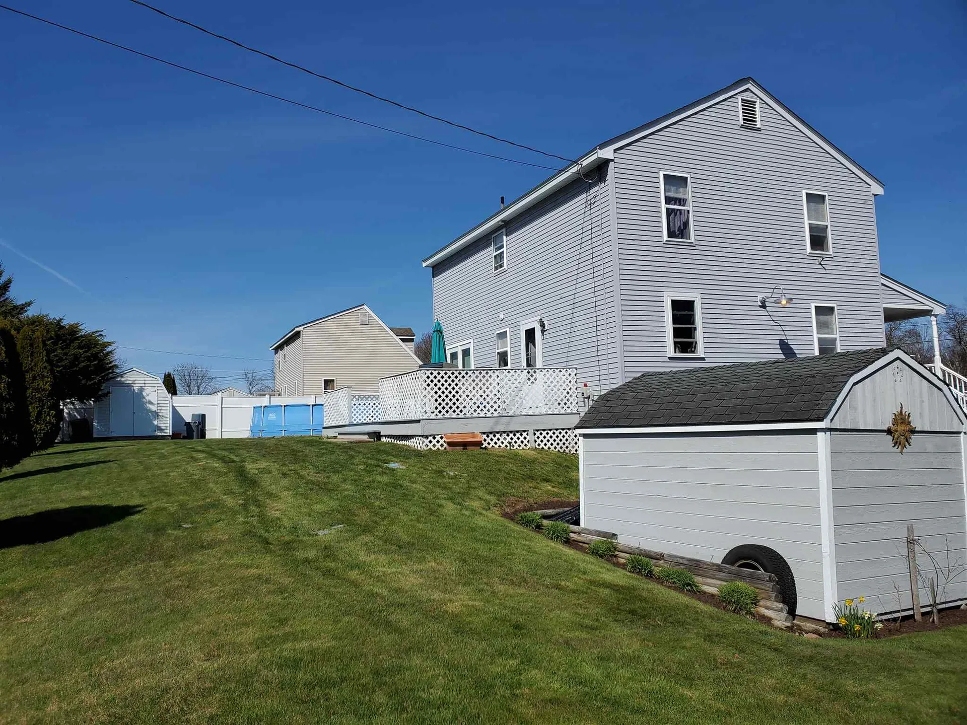 2 Shamrock Lane East Kingston NH 03827