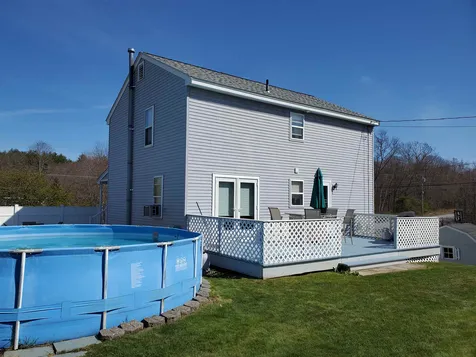 2 Shamrock Lane East Kingston NH 03827