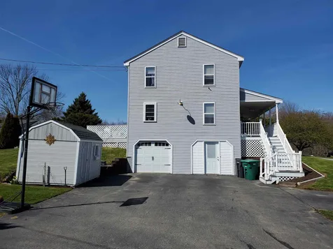 2 Shamrock Lane East Kingston NH 03827
