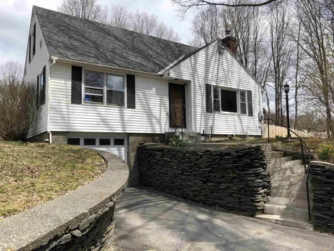 11 Maple Street Brattleboro VT 05301