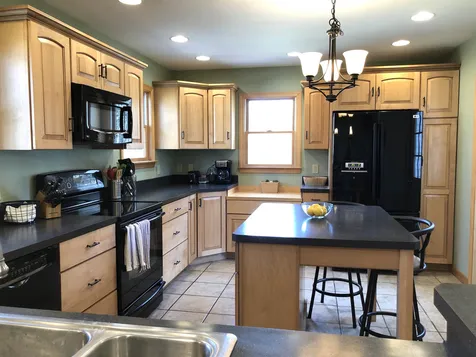 11 Maple Street Brattleboro VT 05301
