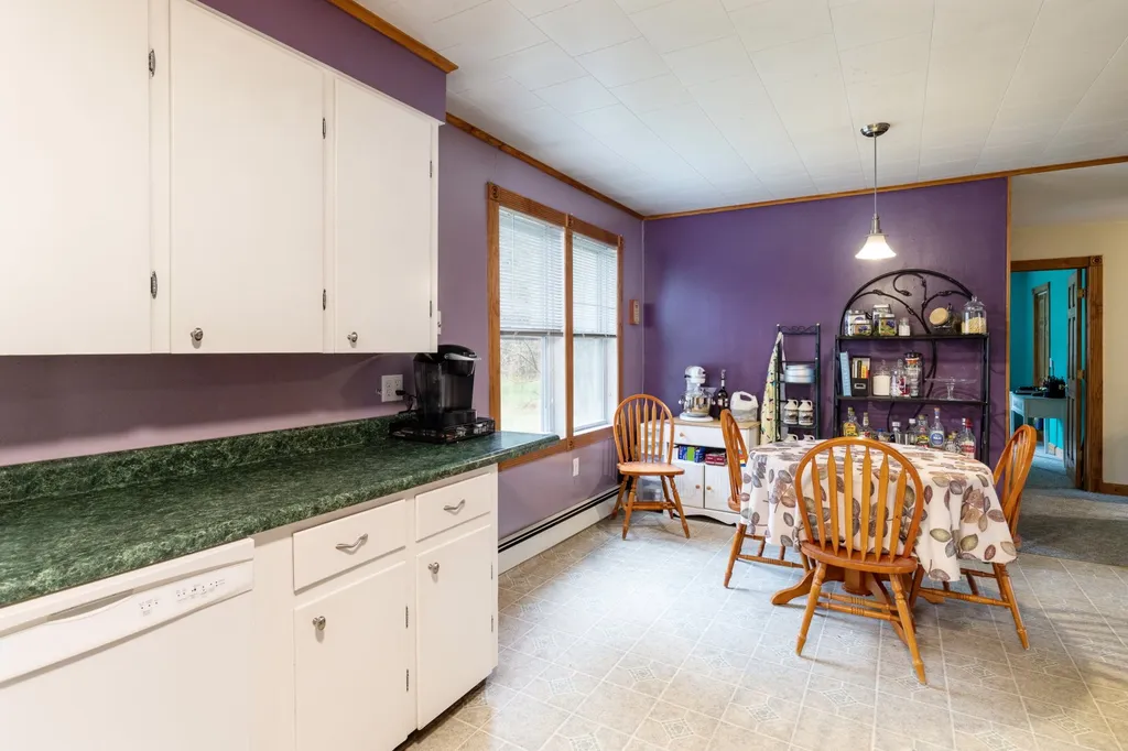 14 Jonzetta Court Milton VT 05468