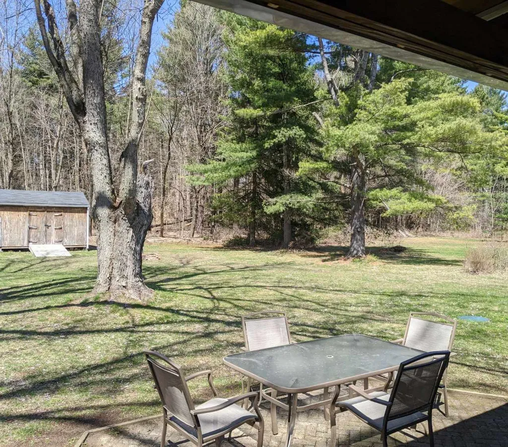 14 Jonzetta Court Milton VT 05468