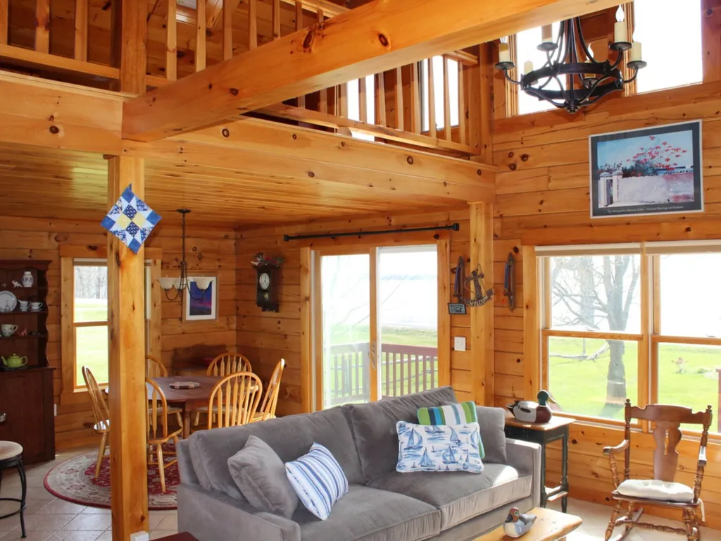2733 West Shore Road Alburgh VT 05440