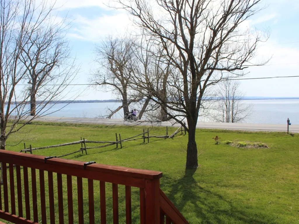 2733 West Shore Road Alburgh VT 05440
