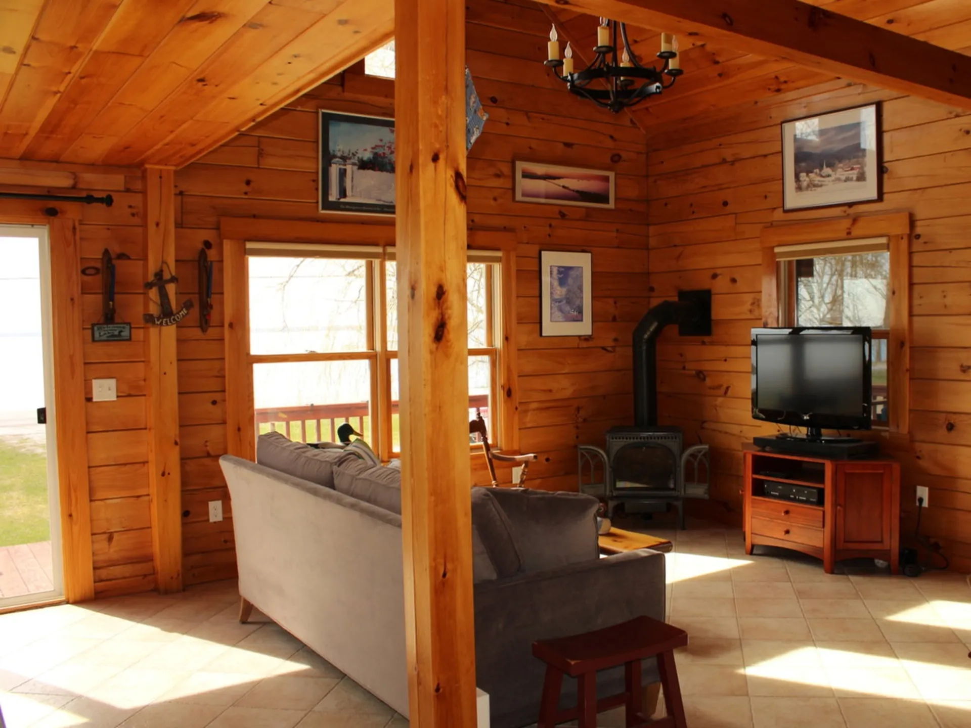 2733 West Shore Road Alburgh VT 05440
