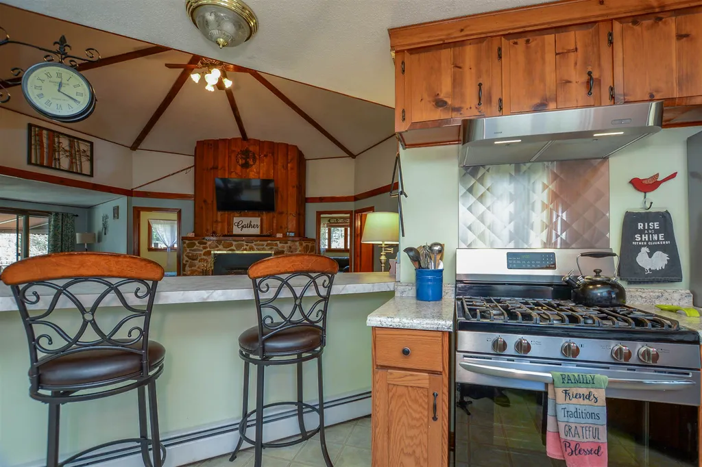 22 Strafford Road Rochester NH 03867