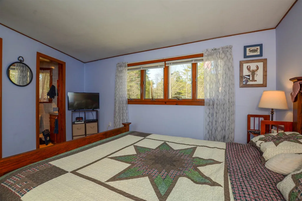 22 Strafford Road Rochester NH 03867