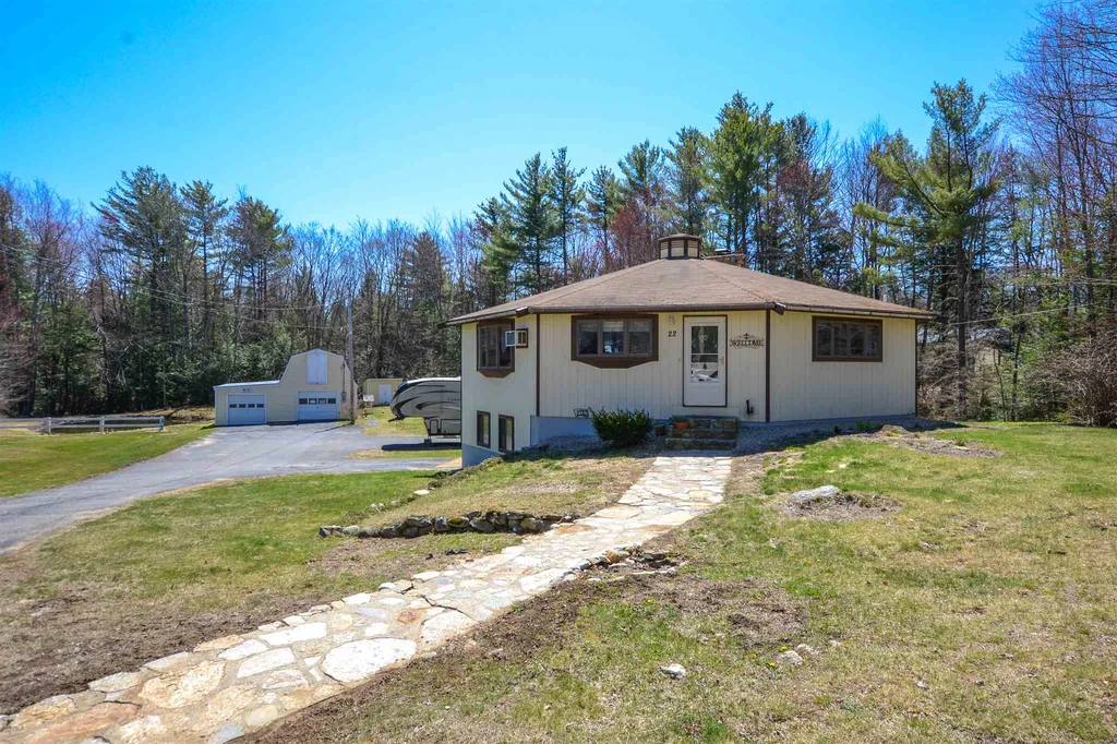 22 Strafford Road Rochester NH 03867