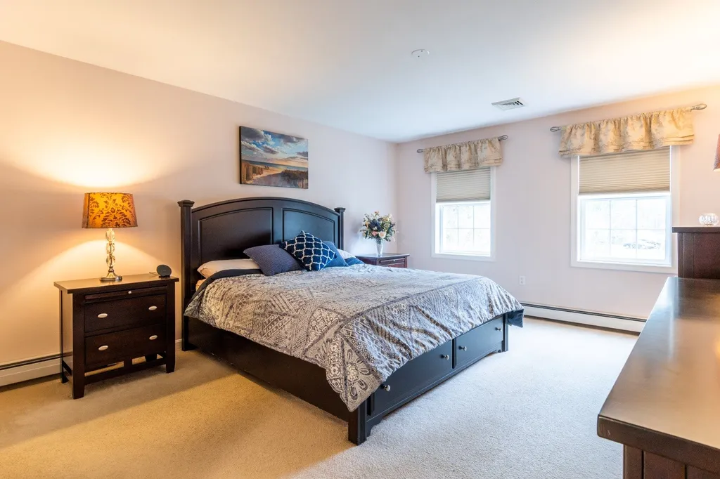 7 Rimmon Court Merrimack NH 03054