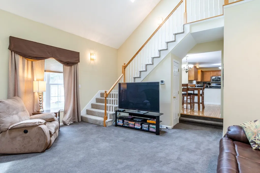 7 Rimmon Court Merrimack NH 03054