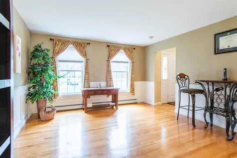7 Rimmon Court Merrimack NH 03054