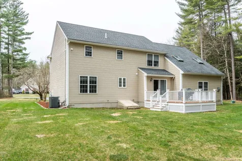 7 Rimmon Court Merrimack NH 03054