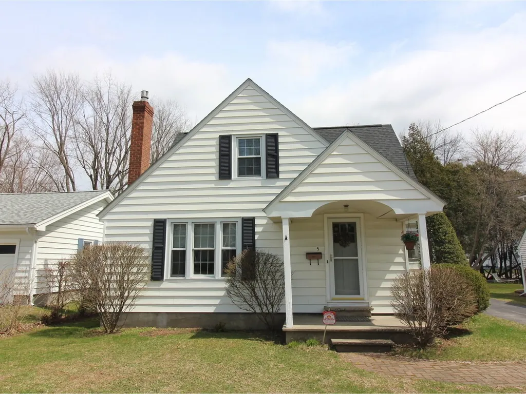 5 Dion Street Winooski VT 05404
