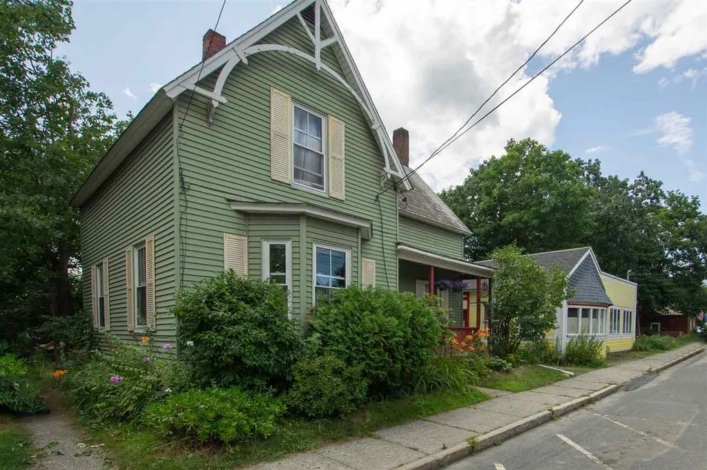 66 Western Avenue Brattleboro VT 05301