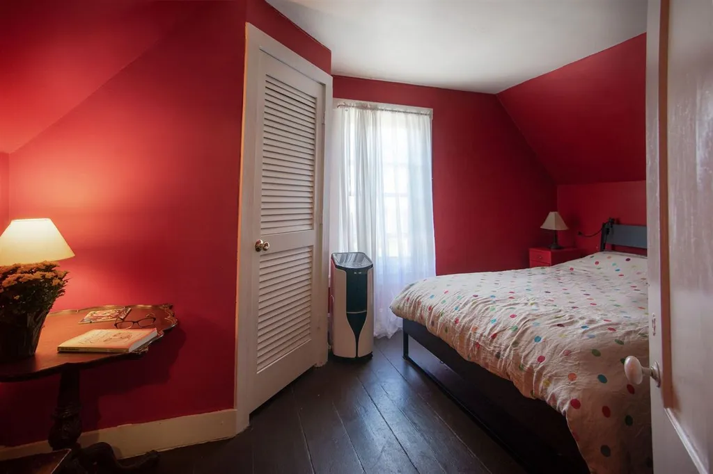 66 Western Avenue Brattleboro VT 05301