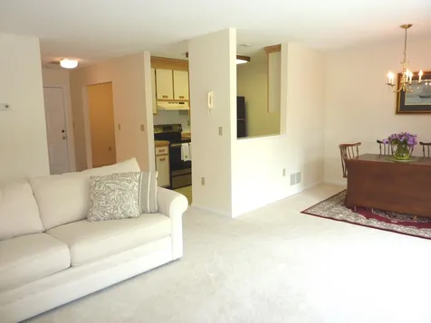 30-305 Ledgewood Hills Drive Nashua NH 03062