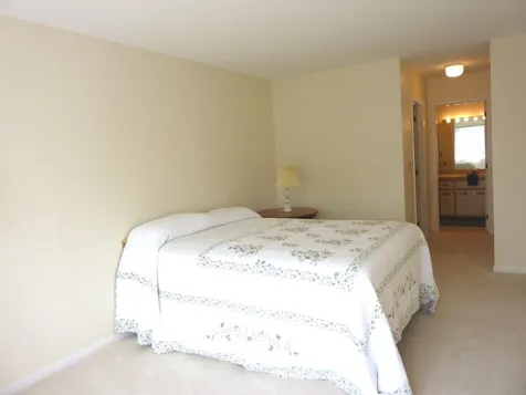 30-305 Ledgewood Hills Drive Nashua NH 03062