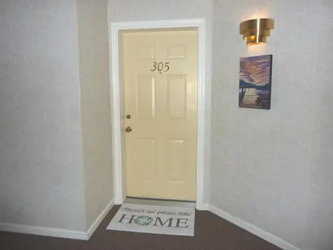 30-305 Ledgewood Hills Drive Nashua NH 03062
