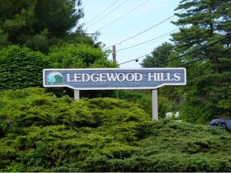 30-305 Ledgewood Hills Drive Nashua NH 03062