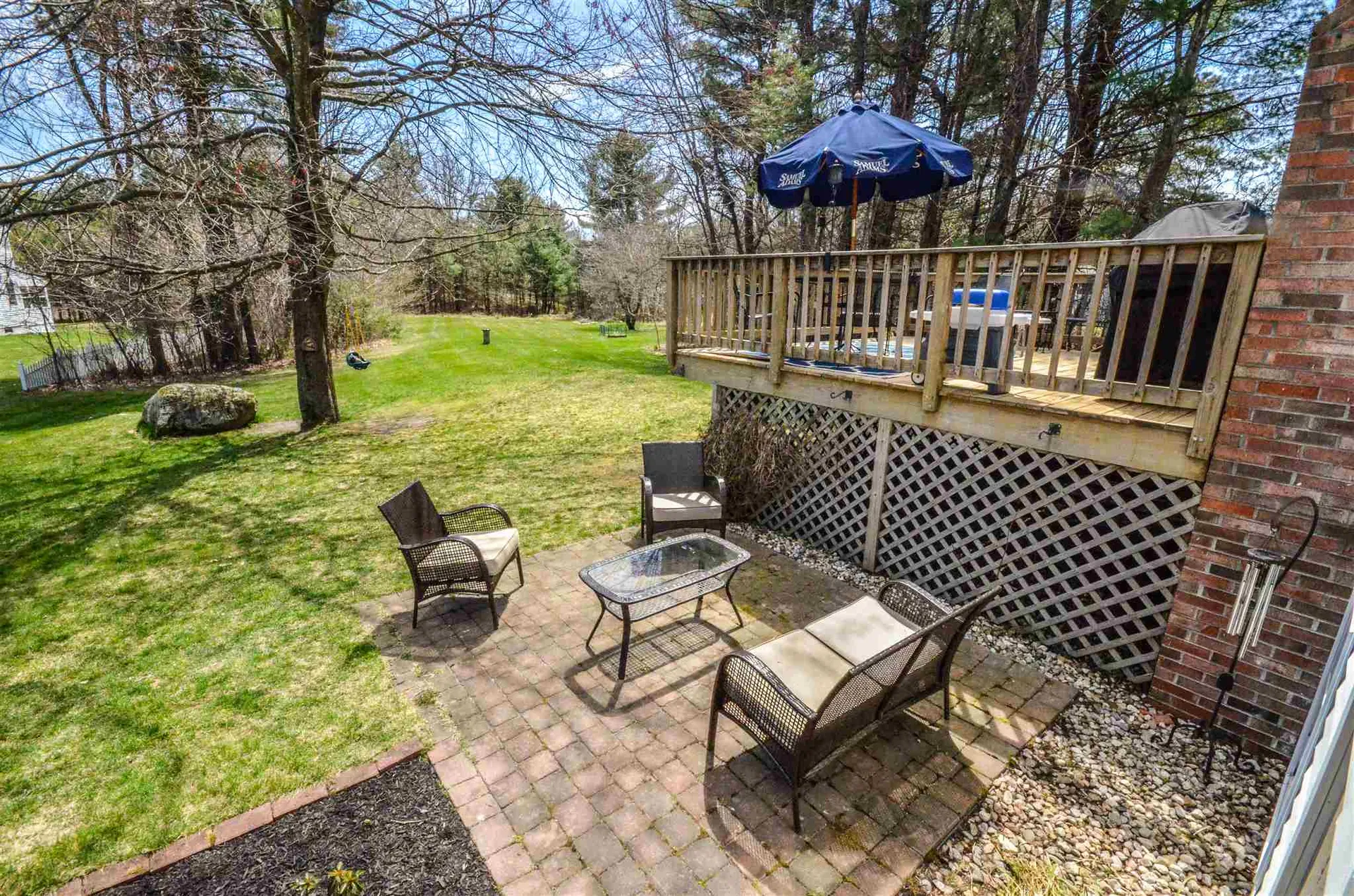 11 Quail Court Manchester NH 03109