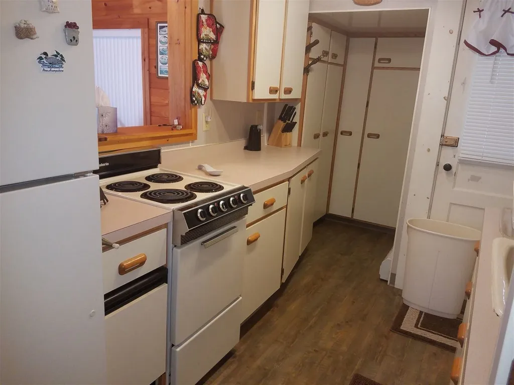 18 Black Cat Island Road Moultonborough NH 03254