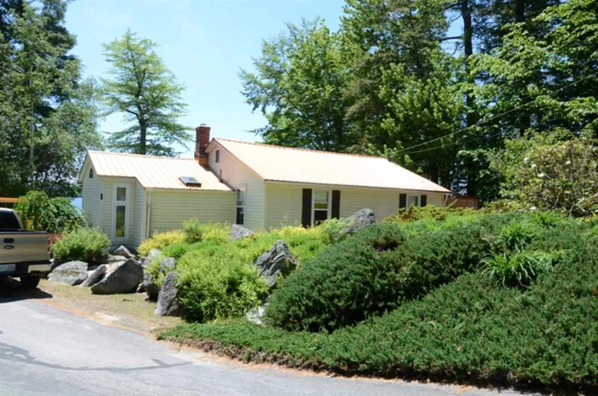18 Black Cat Island Road Moultonborough NH 03254