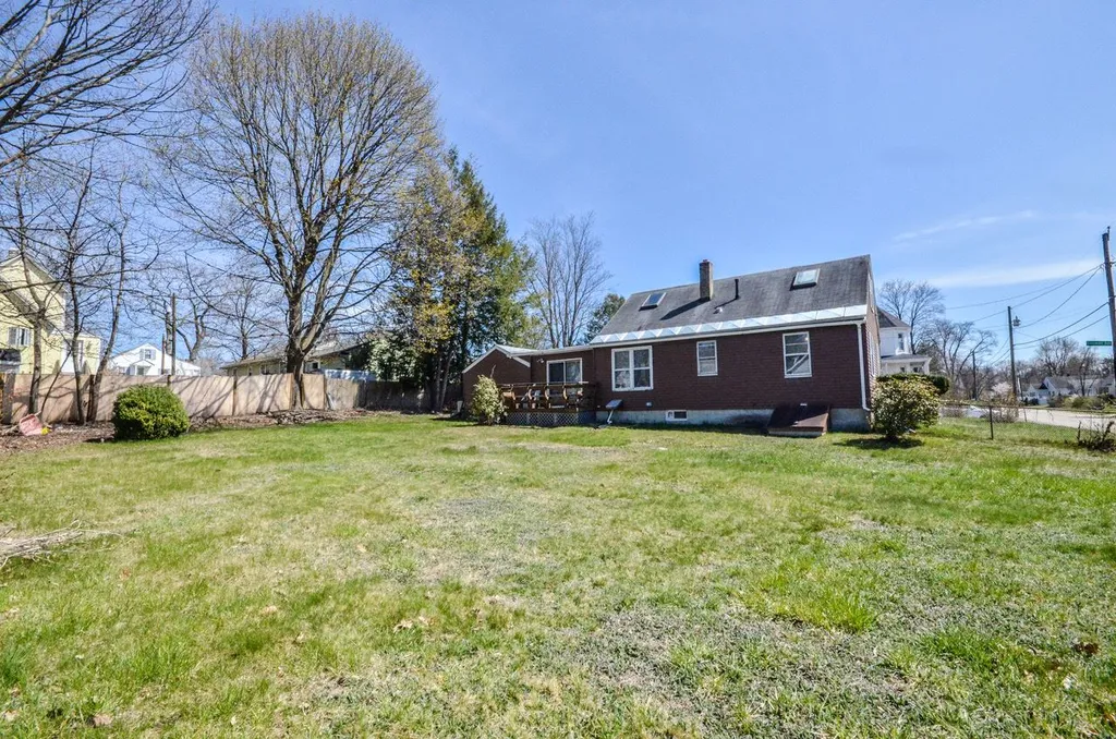 134 Longwood Avenue Manchester NH 03103