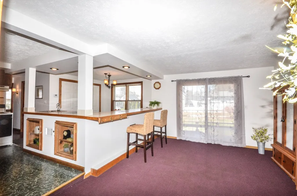 134 Longwood Avenue Manchester NH 03103