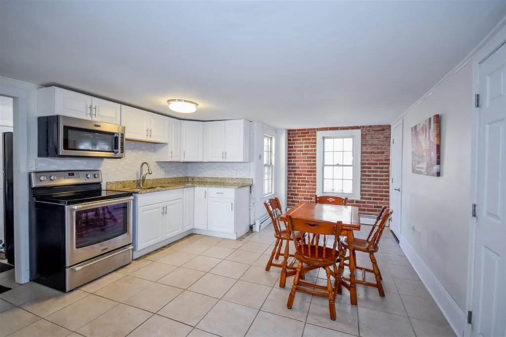 87 Union Street Portsmouth NH 03801